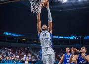 开云APP-巴西男篮险胜希腊男篮，克莱爆发神勇