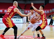 开云体育-热火B队翻盘南韩男篮，乔治制霸全场