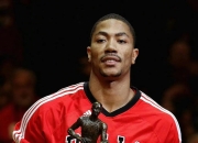 开云体育入口-罗斯持续发威，带队全面击败对手！