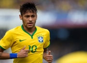 开云下载-意甲焦点战之夜，保罗末节接管比赛，谱写传奇新章