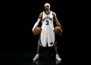 开云体育平台APP-利拉德降维打击引爆全网，雄鹿横扫广州背后，中国篮球需要怎样的惊艳？