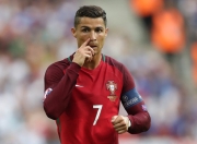 开云平台-王皓关键制胜，日本队轻取奥地利队背后的战术智慧