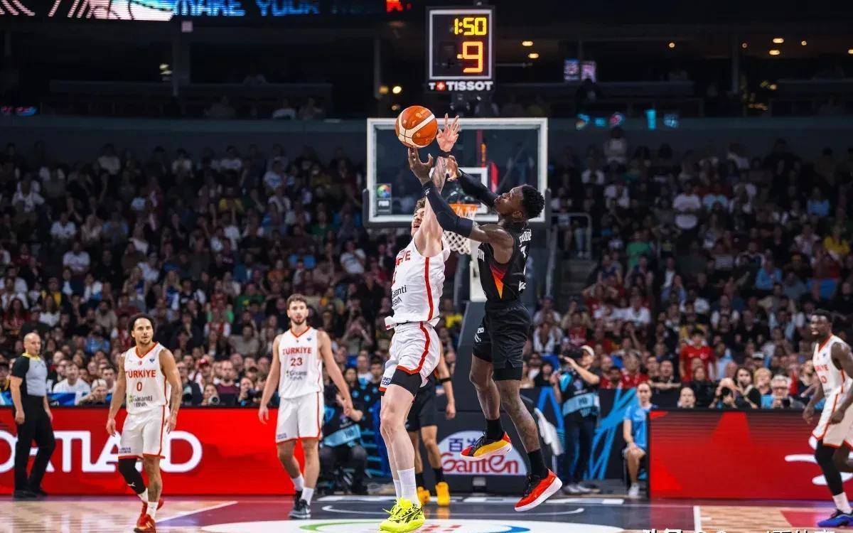 勇士险胜土耳其男篮,艾顿绝境逆转的简单介绍 勇士险胜土耳其男篮,艾顿绝境逆转的简单介绍