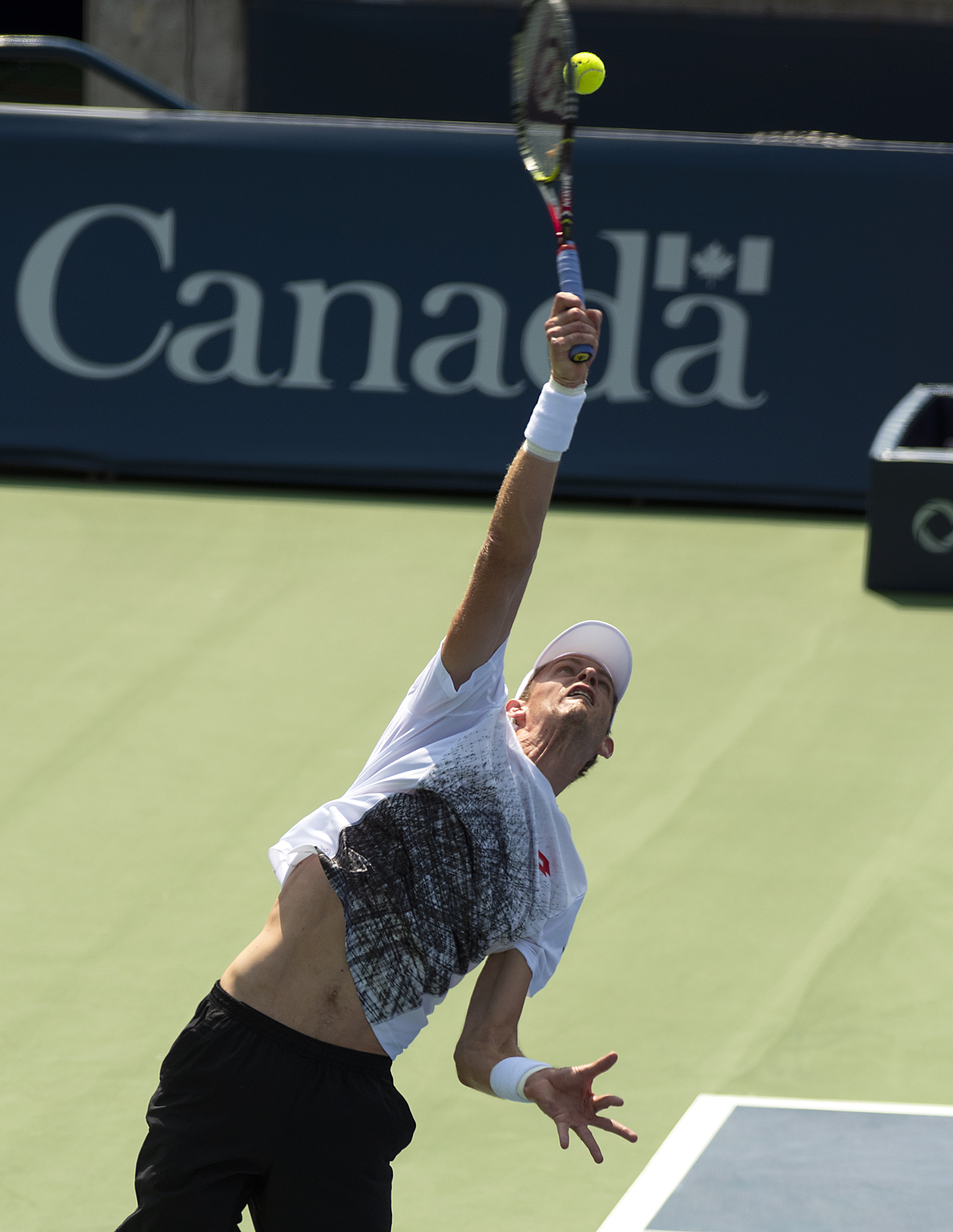 意大利网球队鏖战西班牙网球队,西西帕斯打破历史纪录的简单介绍 意大利网球队鏖战西班牙网球队,西西帕斯打破历史纪录的简单介绍