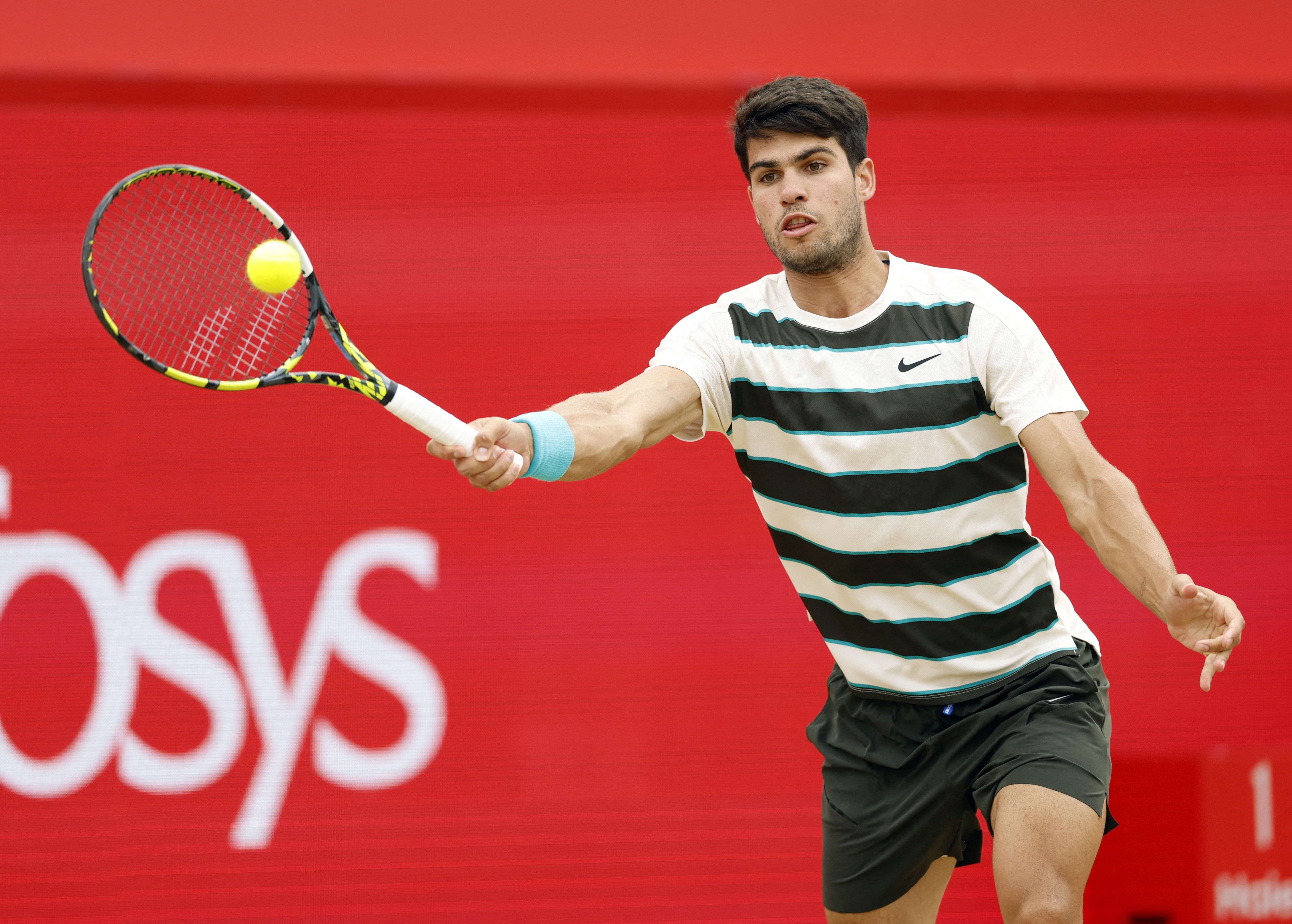 英国网球队轻取西班牙网球队,阿尔卡拉斯绝境逆转的简单介绍 英国网球队轻取西班牙网球队,阿尔卡拉斯绝境逆转的简单介绍