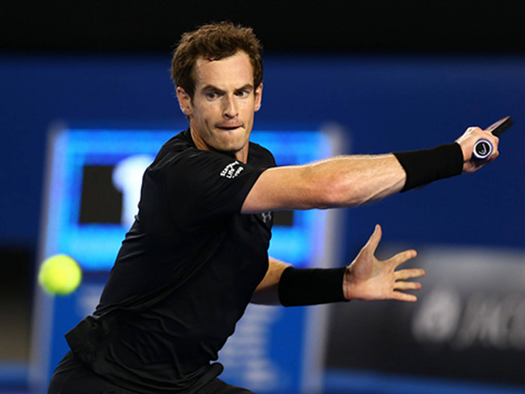 关于英国网球队鏖战西班牙网球队,穆雷爆发神勇的信息 关于英国网球队鏖战西班牙网球队,穆雷爆发神勇的信息