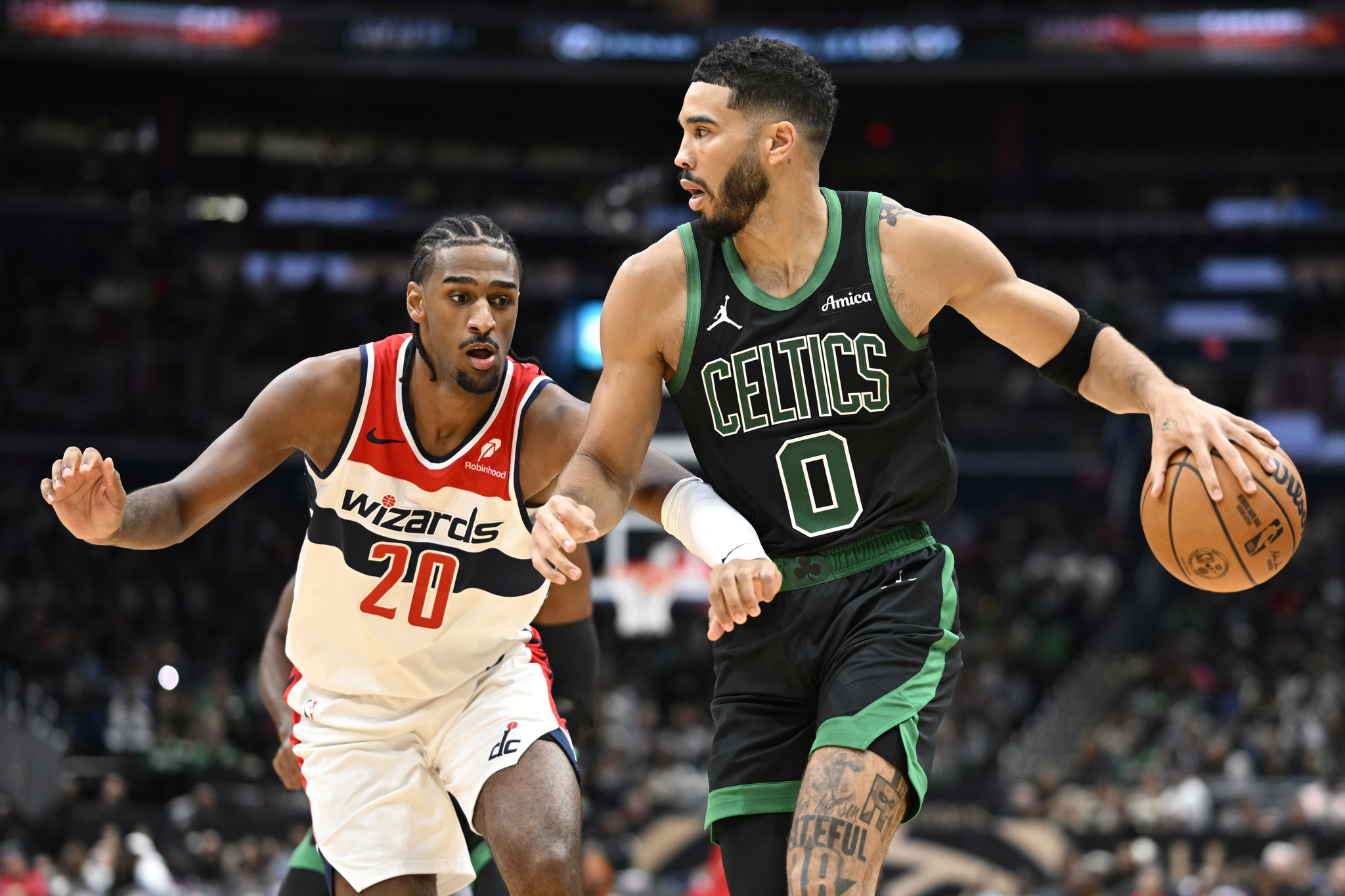 关于凯尔特人B队爆冷奇才,瓦兰丘纳斯统治全场的信息 关于凯尔特人B队爆冷奇才,瓦兰丘纳斯统治全场的信息