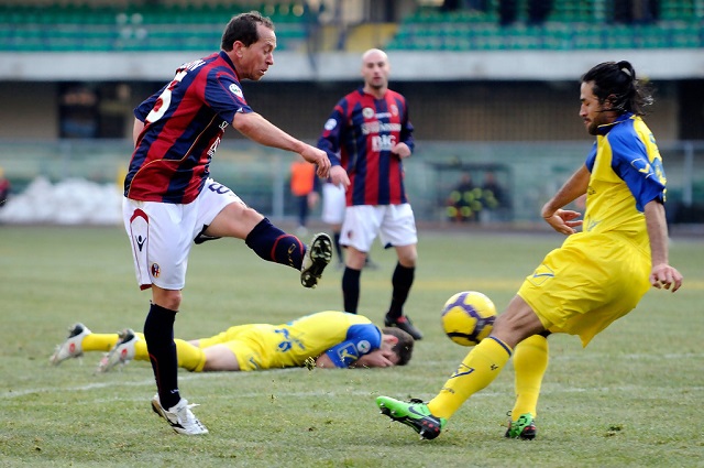 切沃客场告捷,保级局势好转 切沃客场告捷,保级局势好转