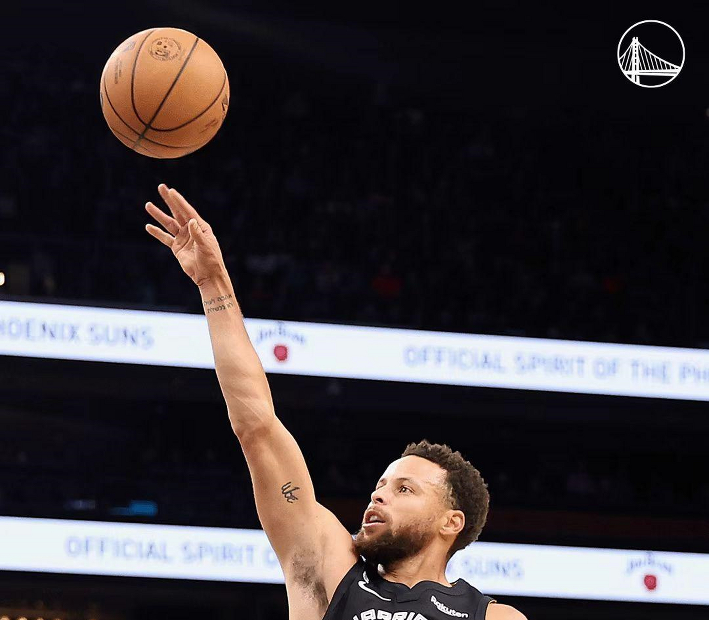 包含卫冕冠军勇士击败黄蜂收获连胜的词条 包含卫冕冠军勇士击败黄蜂收获连胜的词条