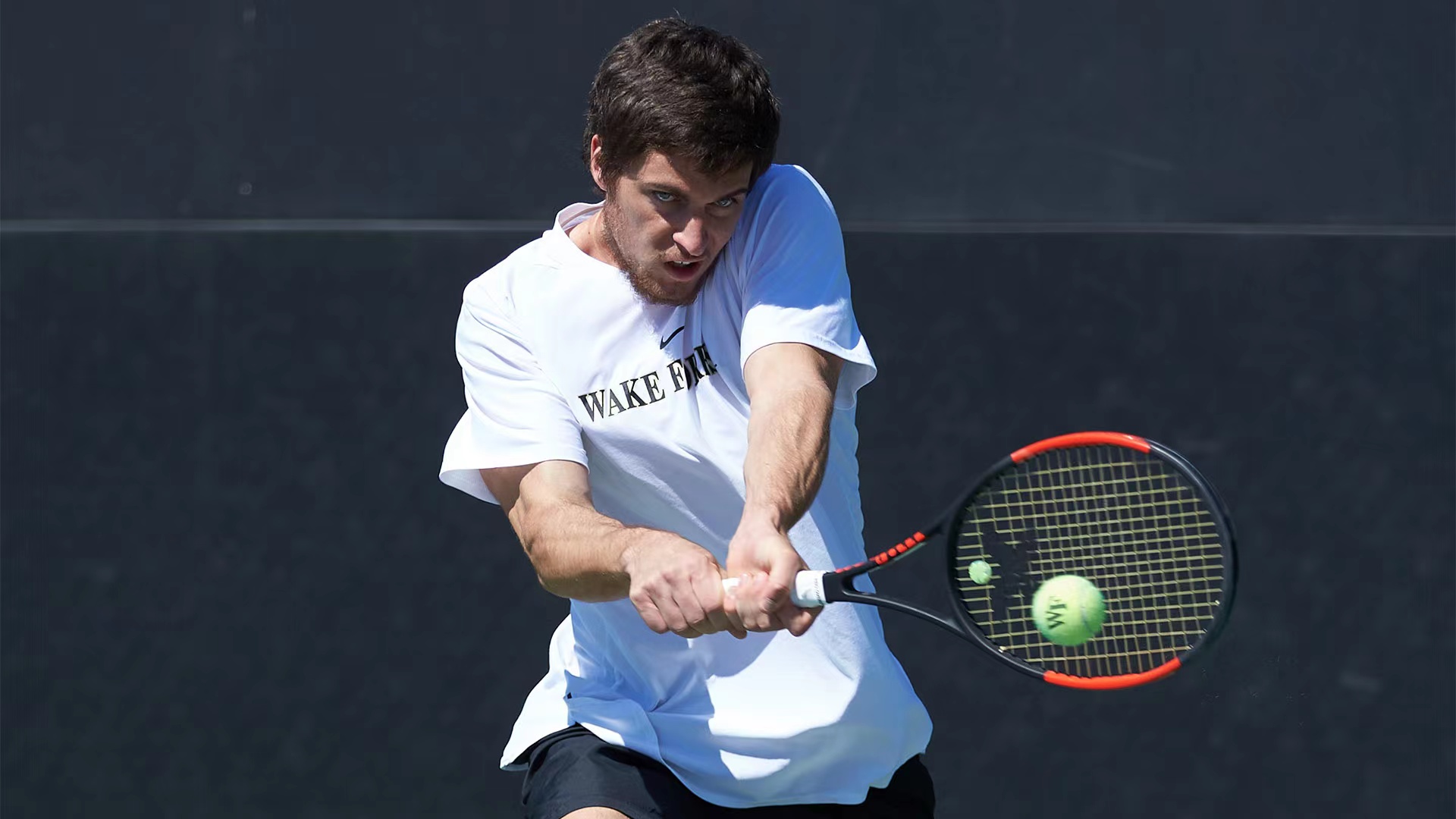 摩纳哥球员集训备战,队伍士气高昂 摩纳哥球员集训备战,队伍士气高昂