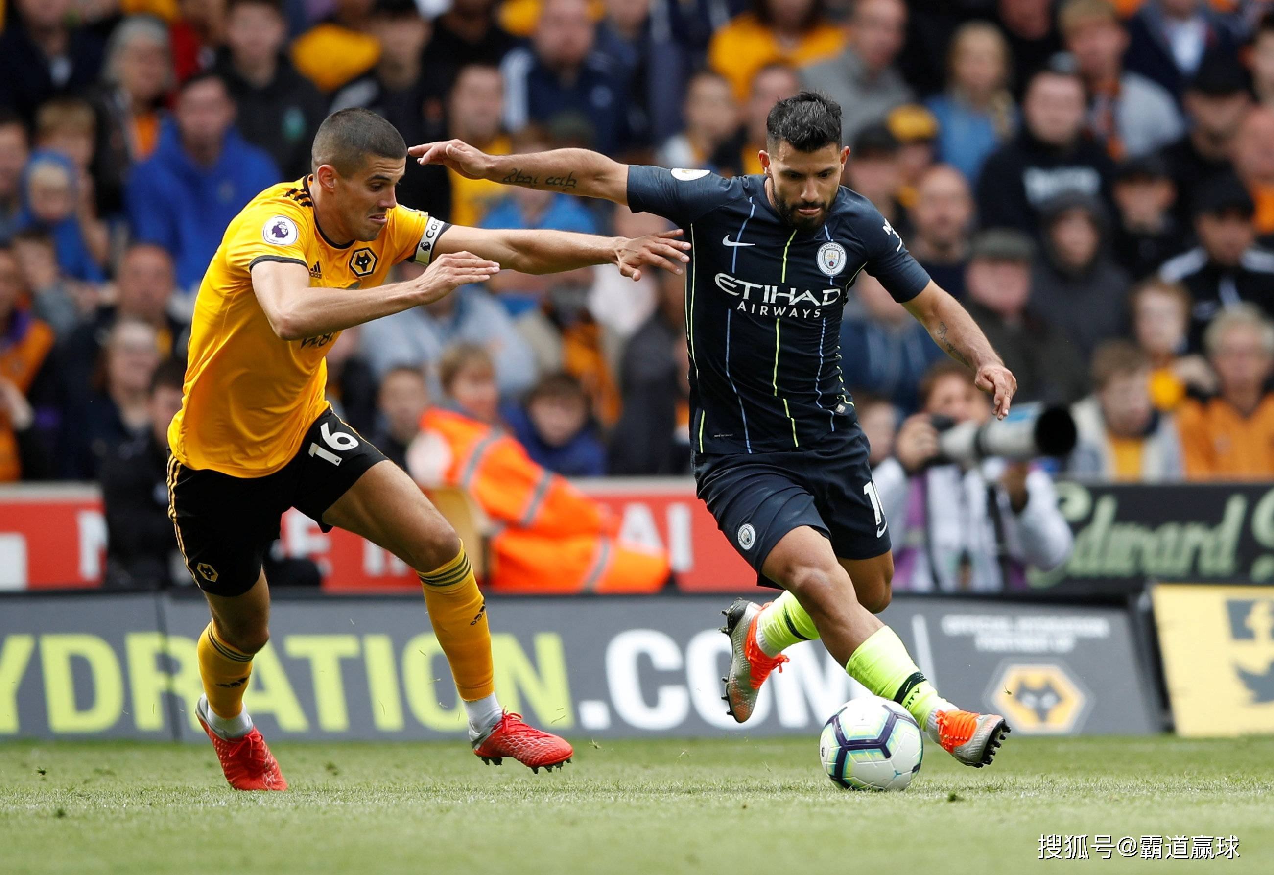 关于曼城客场逆转狼队，成功保持不败的信息