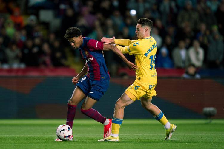 帕尔马客场遭遇惨败,保级形势雪上加霜的简单介绍 帕尔马客场遭遇惨败,保级形势雪上加霜的简单介绍