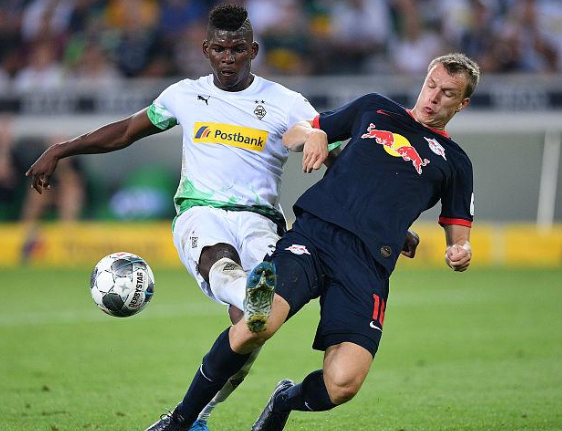 广岛三箭队征战德甲雄心勃发,欲成黑马的简单介绍 广岛三箭队征战德甲雄心勃发,欲成黑马的简单介绍