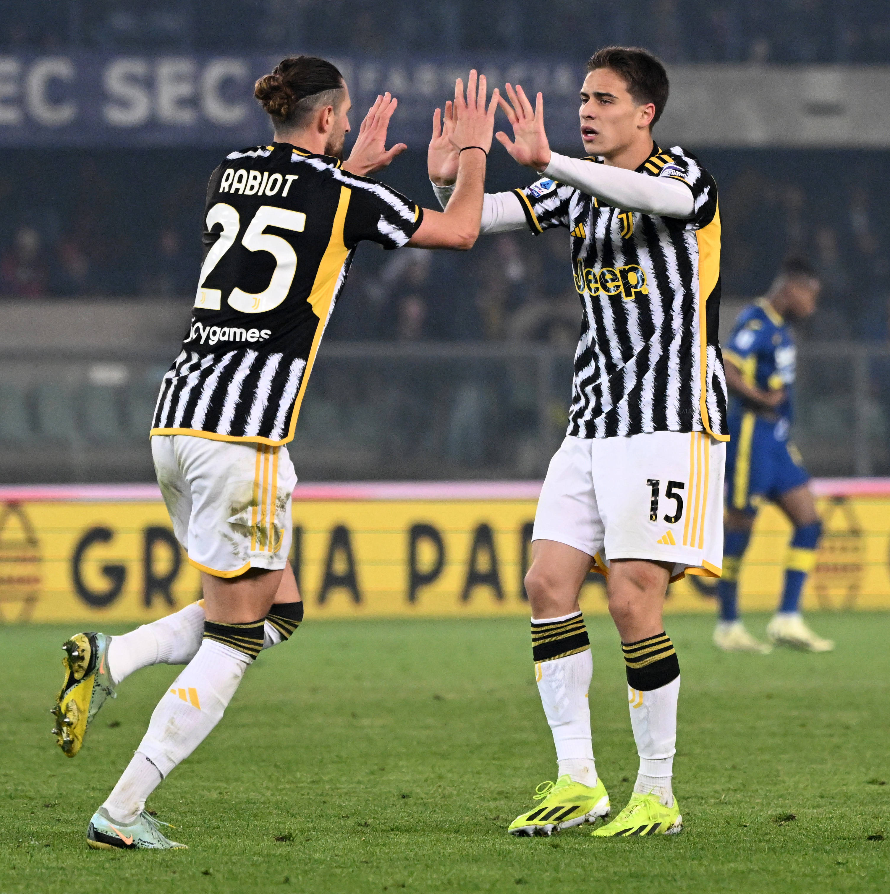 包含维罗纳将迎战拉齐奥,争夺联赛胜利的词条 包含维罗纳将迎战拉齐奥,争夺联赛胜利的词条