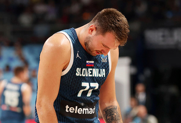 关于意大利男篮血洗德国男篮,加里纳利打破历史纪录的信息 关于意大利男篮血洗德国男篮,加里纳利打破历史纪录的信息