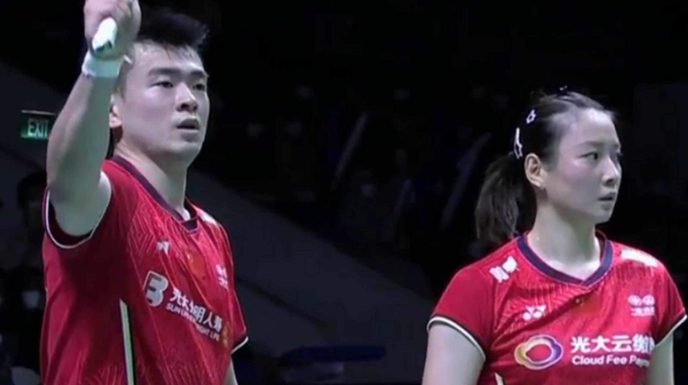 包含泰国队横扫印尼队，郑思维点燃赛场的词条