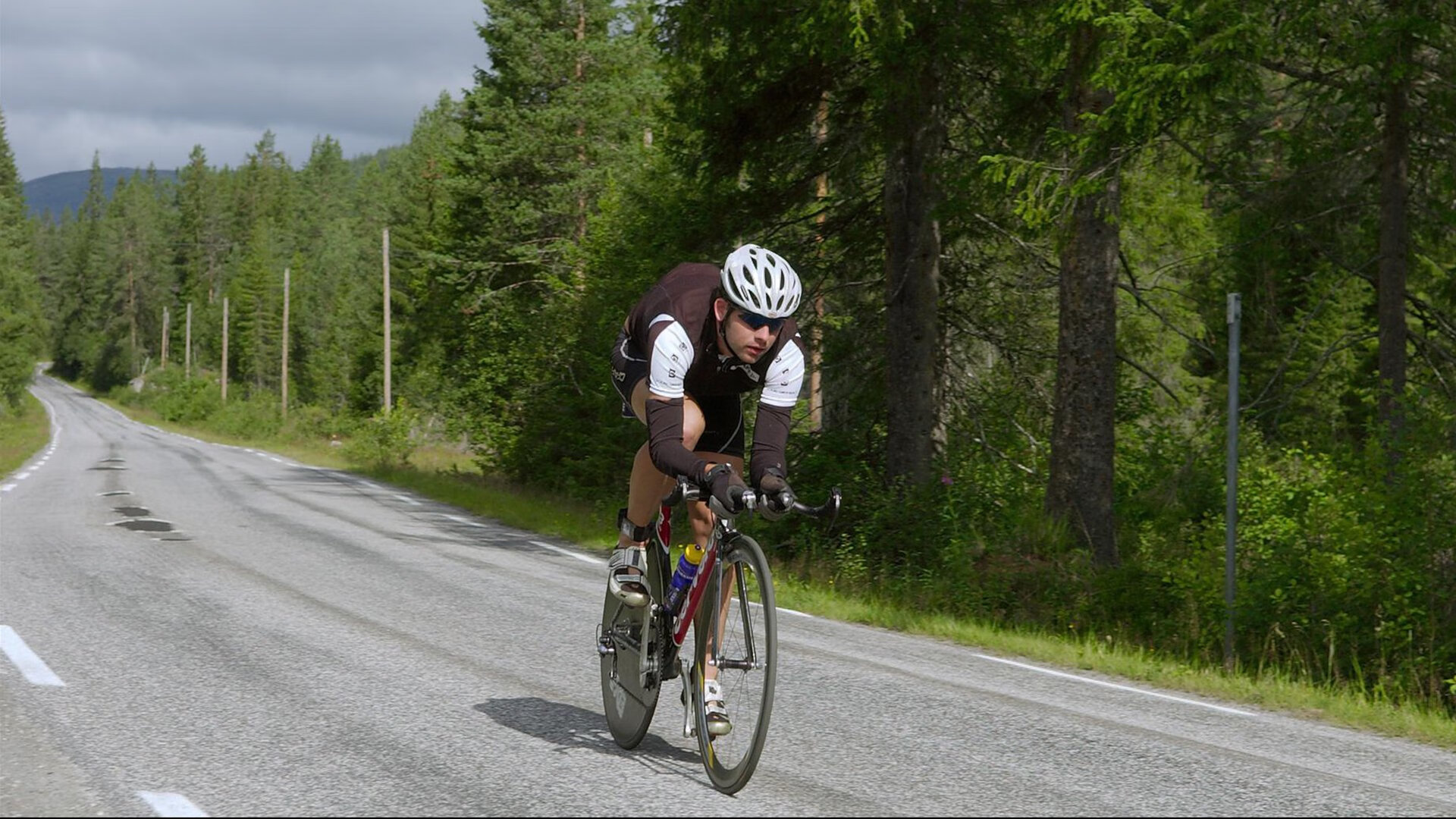 天山脚下破绿军，新疆队关键战突围，西亚卡姆统治全场定义亚洲篮球新纪元